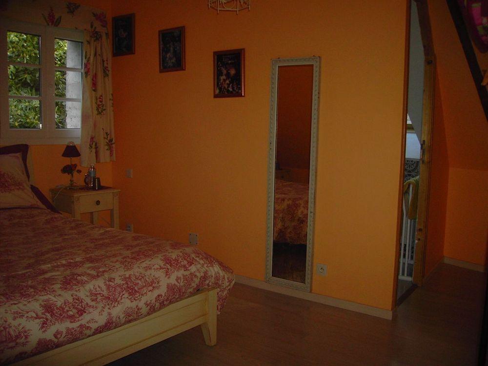 Aggarthi Bed And Breakfast Bayeux Exterior photo