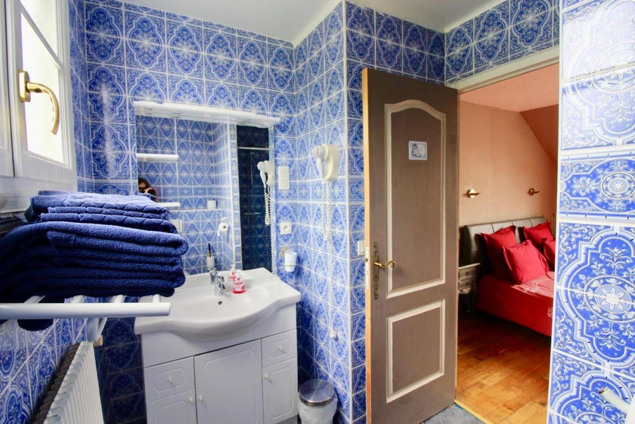 Aggarthi Bed And Breakfast Bayeux Exterior photo