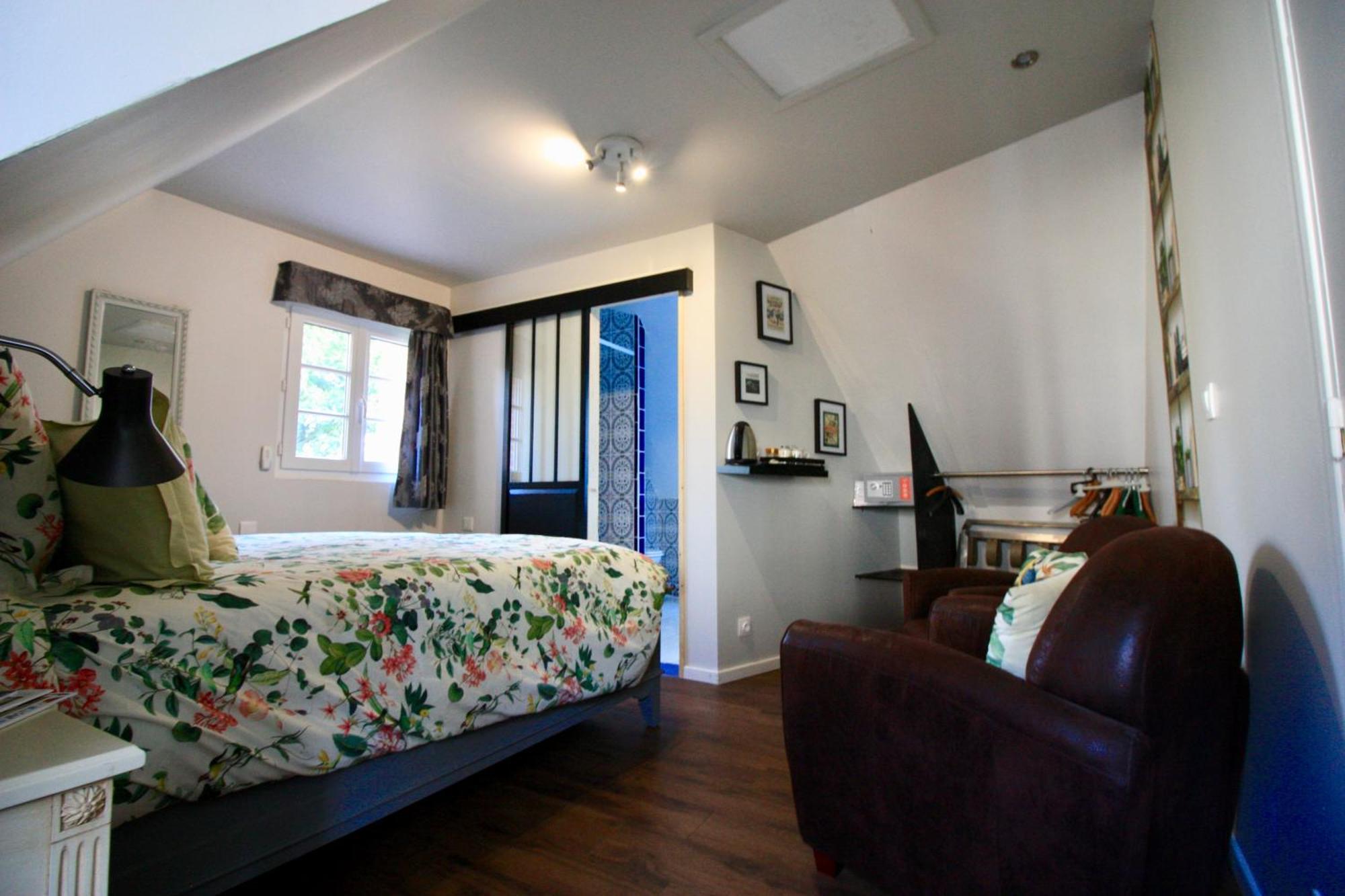 Aggarthi Bed And Breakfast Bayeux Exterior photo